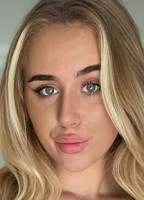 SELINAXBOND NUDE