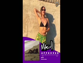 victoriajustice bikini dance
