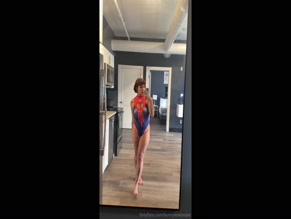 bunnylovesrope Spiderman Bodysuit Reveal, Full Body View.