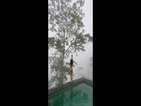 osannachin naked ass by the pool