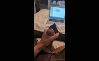 Asian Sissy CD Jerks Off on Bed