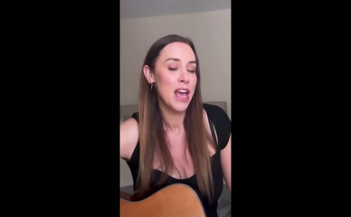 Una Healy tits cleavage guitar