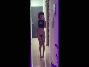 sweetlovelyluna G-string tits and bare butt