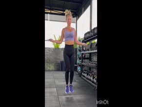 CiCi Coleman cameltoe jump rope