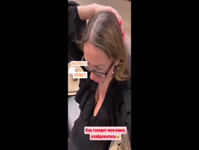 Lisarulit cleavage reveal.