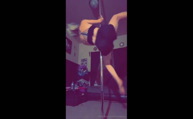 Ninaxoblue Pole Dance In Shorts