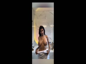 Mia Khalifa Tits Towel Drop