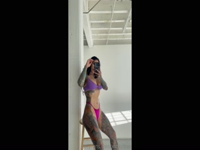 biancabaileexo: bik chest bikini selfie