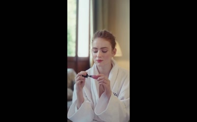 Sadie Sink: Armani Beauty Makeup Tutorial & Candid Moments