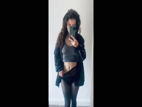 princessz3 Showing Her Thong Sexy Tease