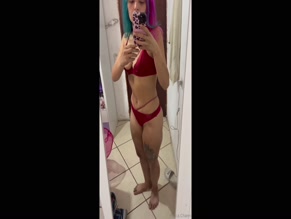 pucca.chann.free Red Lingerie Mirror Selfie Ass Reveal