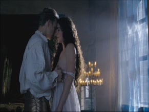 Jodie Comer bare breasts sex scene.