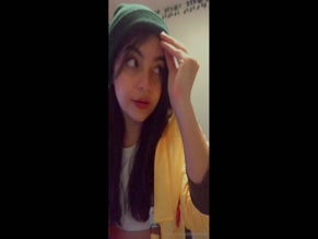jeyranof Exposing breasts