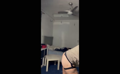 kamalgafree money dance in jockstrap