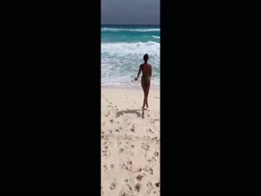 Naomi Schiff Bikini Ass Beach Walk