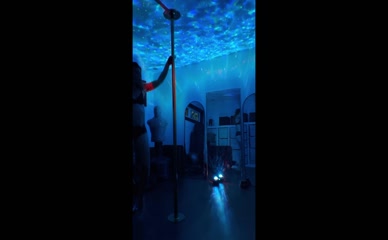 Gingrbreadginny Pole Dance Tease
