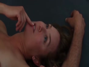 Elisabeth Röhm bare tits sex scene
