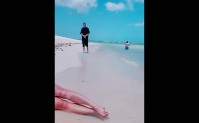 Britney Spears Sunburn Tits Beach