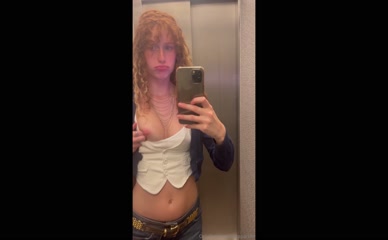 nikaparker elevator tits flash