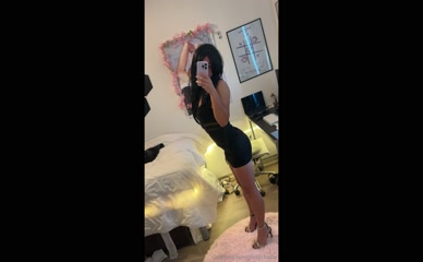 Mollychadw ass reveal