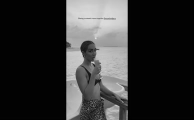 Frankie Bridge bikini cleavage.