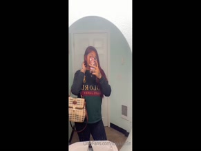 luvvkaitlin mirror selfie