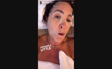 Lisa Snowdon Topless Sheet Mask Selfie