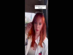 Aysennyuksel cleavage tease
