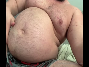Beefy hairy belly jiggles