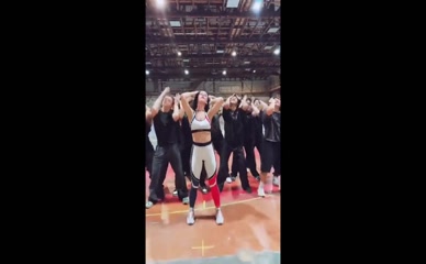 Katy Perry dance rehearsal sports bra cleavage