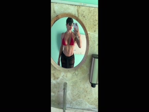 fabyzinhaoficial Bikini Top Mirror Selfie Adult Female