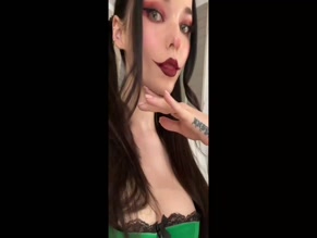 Dove Cameron Green Bra Selfie