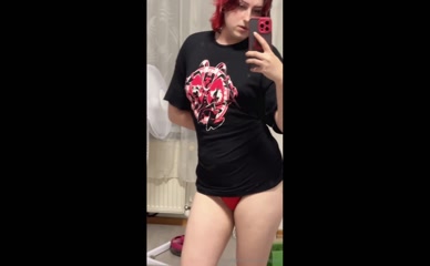 kitsu.spice red panties reveal