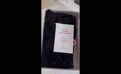 yourwhitetulip shows off her new lingerie