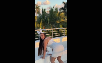 pureoceaneyesvip: bunny boi droolworthy ass reveal