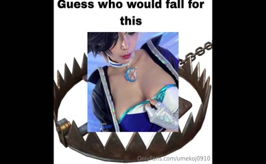 umekoj0910: Significant breast cleavage exposed