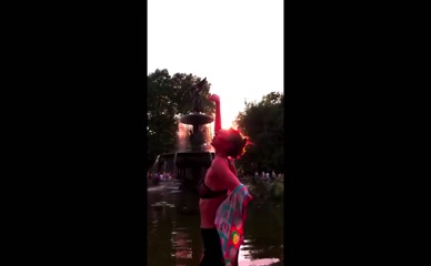 Victoria Justice bra top Central Park
