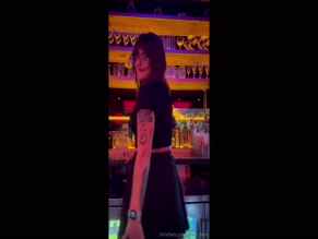 tristanberri dances in bar, midriff exposed