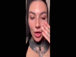 Doseofdoxyx: Facial and topless.
