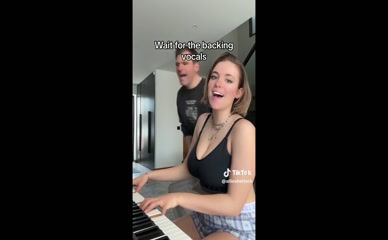 Allie Sherlock's Cleavage Piano TikTok