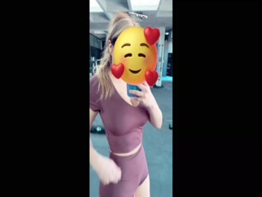 AriGameplays cameltoe gym fit