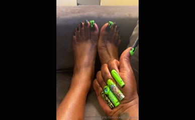 xxxquisitesoles: Fresh Toe Nails And Feet Pics