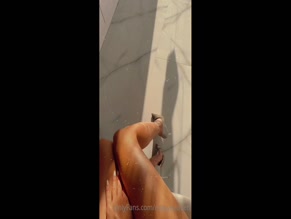 Mileyxheavenx legs and heels POV.