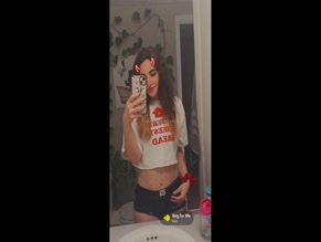 hannhbananavip: Belly exposed mirror poses