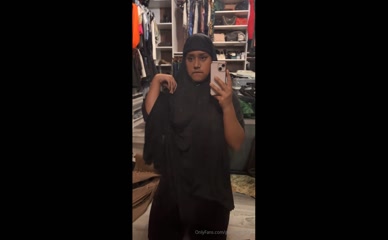 Punzwithbunz Hijab Tease