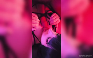 Tenshivenusof deepthroats and gets ass fucked.