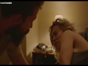 Vanessa Kirby's Nude Home Birth in Pieces of a Woman