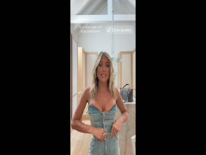 Kristin Cavallari Cleavage Display