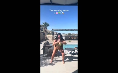 Elley Davies Bikini Squats Ass Display