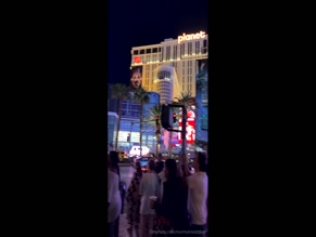 mormonnextdoor: Public street view all persons clothed